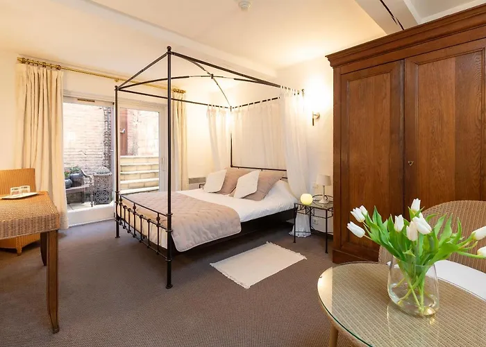 Hotel Jean De Bruges