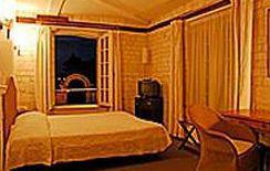 Jean De Bruges 3*