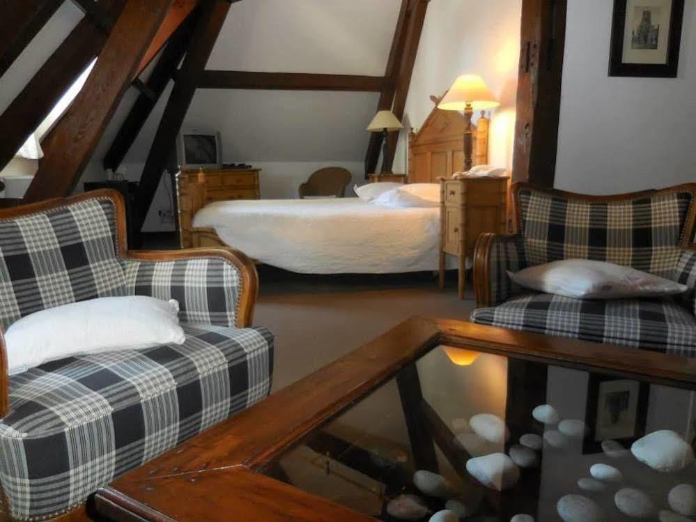Jean De Bruges 3*