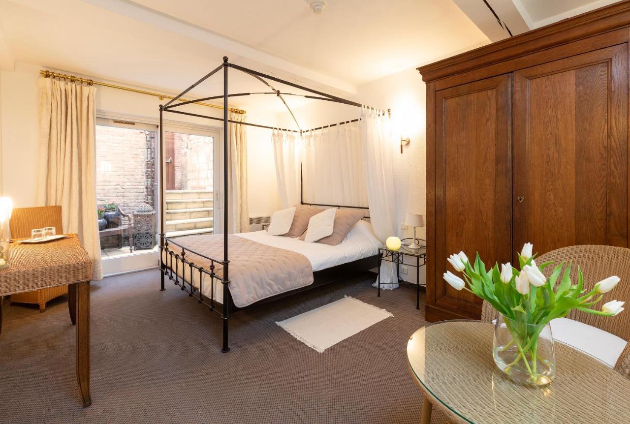 Jean De Bruges Hotel 3*